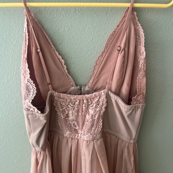 NWT Katharina Dress M Nude Blush - Picture 12 of 16